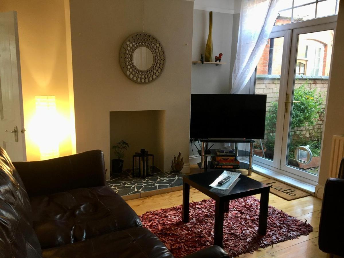 Lavender Apartment Лестер Экстерьер фото
